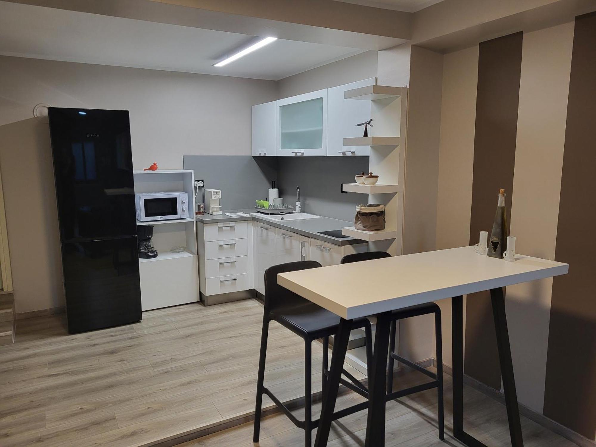 Guest House Tika Medulin Ngoại thất bức ảnh